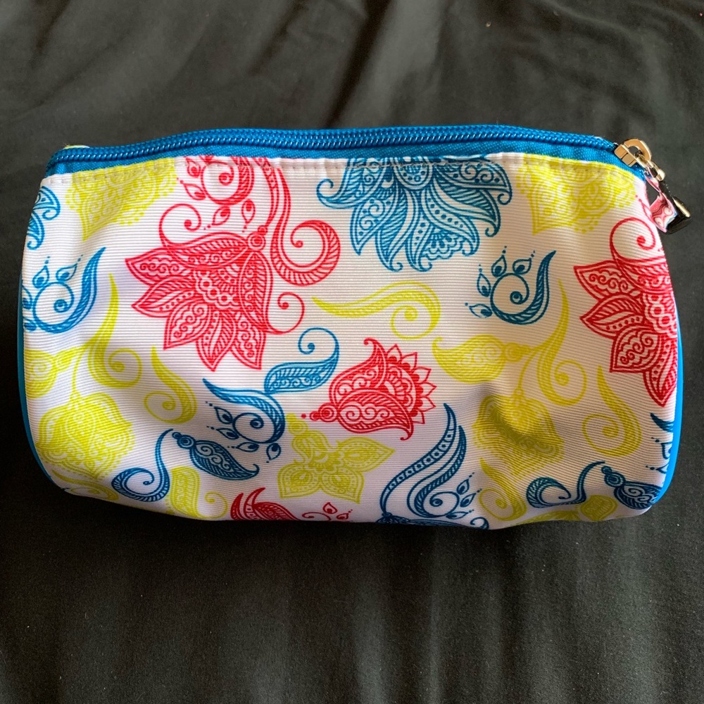 Clarisonic Beauty Barrel Travel Bag - NWT